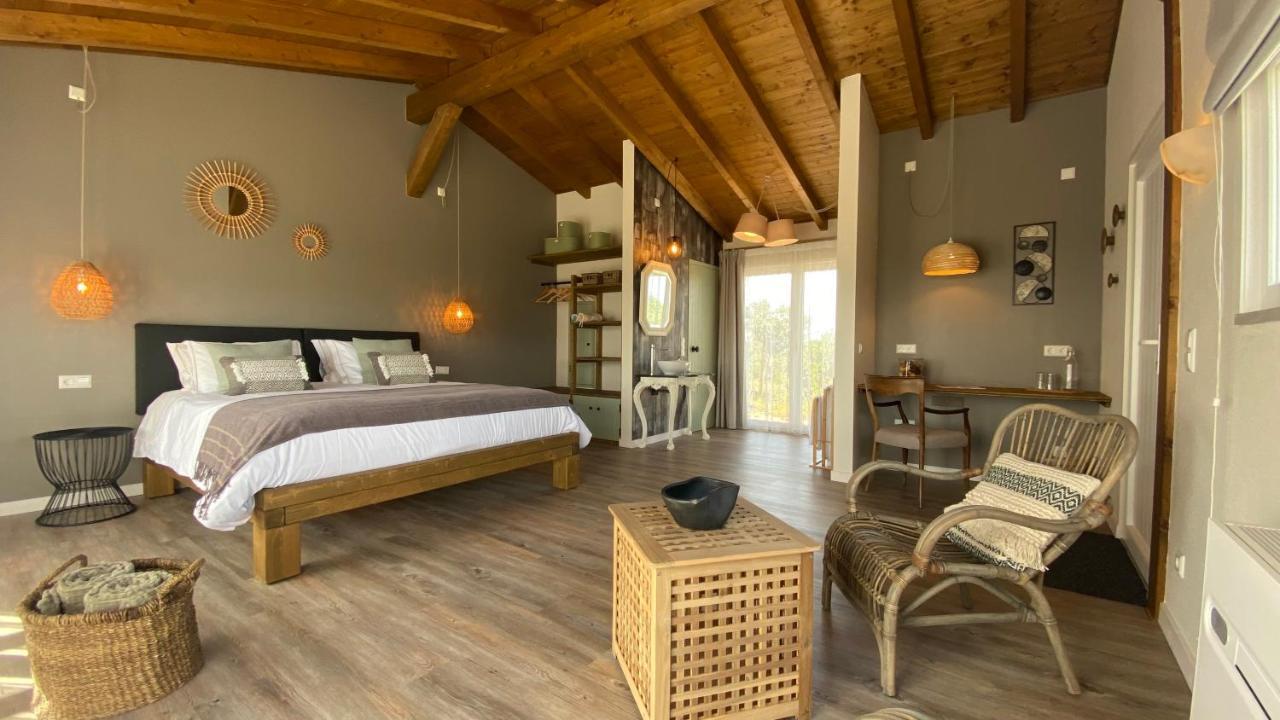Bed and Breakfast Sussurros Do Monte Алжезур Экстерьер фото